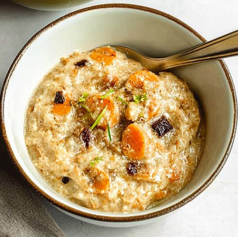 Carrot Cake Porridge Recipe 🥕🍯